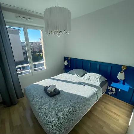 Apartment Spacieux T2 Proche Bordeaux, Parking Prive